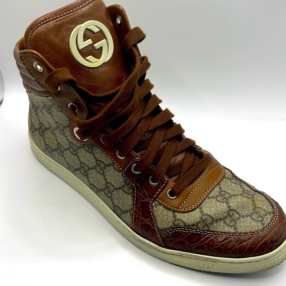 Size 9 Gucci Sneaker